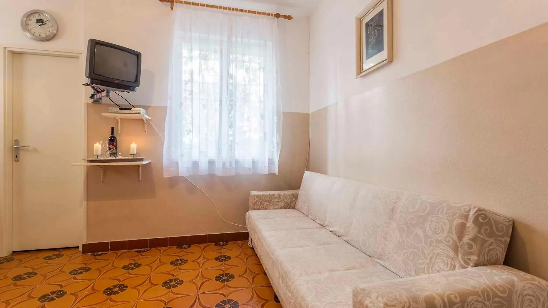Apartment Fazana 28 0*,  Kroatien